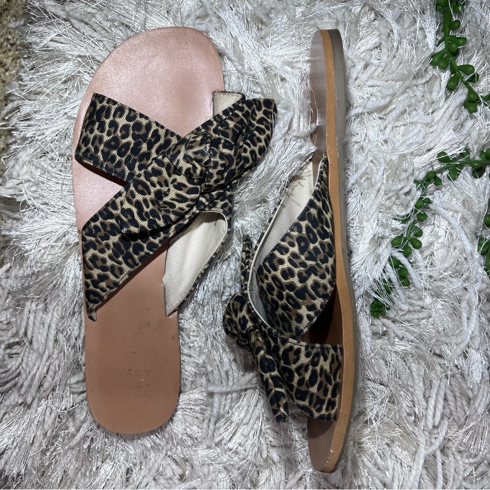 -🌸5/$25🌸A New Day Leopard Printed Bow Detail Slide On Flip Flops Size 7.5 - Picture 6 of 13